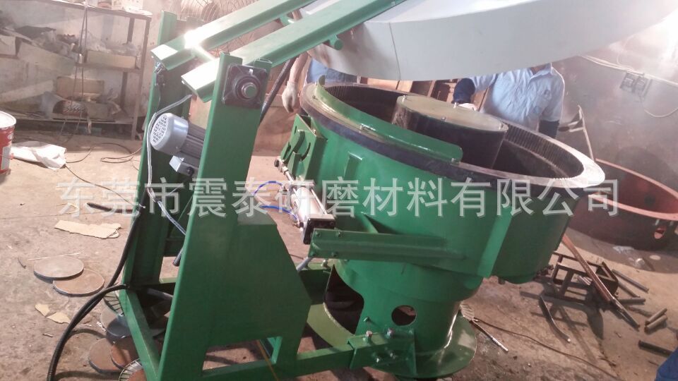自動上料帶隔音蓋的振動研磨機(jī)